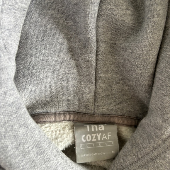 Tna cozy af perfect hoodie chrome grey size medium - Picture 3 of 4